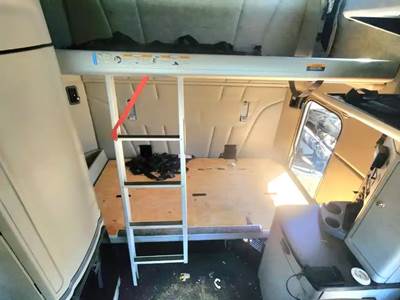Used 2020 Peterbilt 579 Grey Sleeper Bunk Top/Bottom