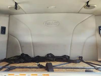 Used 2020 Peterbilt 579 Headliner Bunk, Pearl White Vinyl