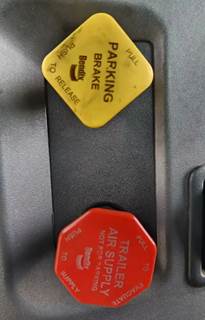 Used 2022 Peterbilt 579 Miscellaneous Dash Switches, Trailer Air Supply & Parking Brake