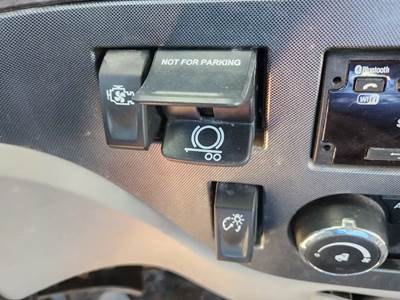 Used 2024 Peterbilt 579 Miscellaneous Dash Switches