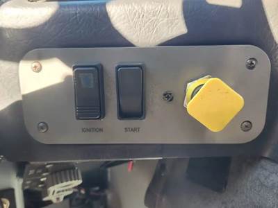 2000 Pierce Model Tilt Cab Miscellaneous Dash Switches Ignition Start Parking Brake