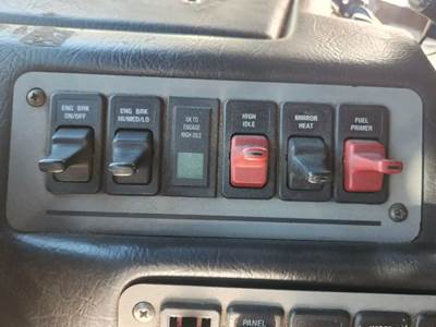 Used 2000 Pierce Model Tilt Cab Miscellaneous Dash Switches