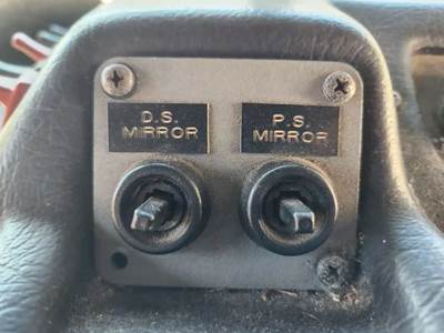Used 2000 Pierce Model Tilt Cab Miscellaneous Dash Switches Power Mirror Control Panel