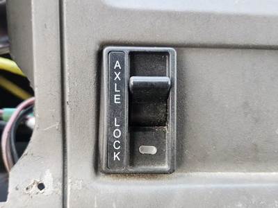 Used 2009 Sterling Acterra Miscellaneous Dash Switches, Part # 3230192G