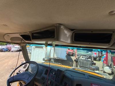 Sterling L7500 Interior Part