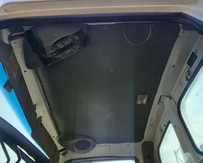 Sterling L8500 Interior Part