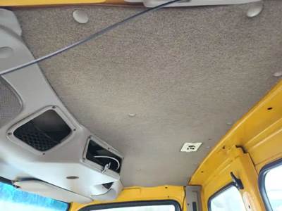 Sterling L9500 Interior Part