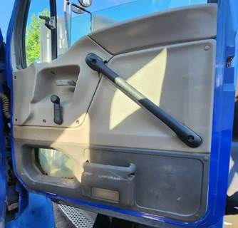 Sterling L9500 Interior Part