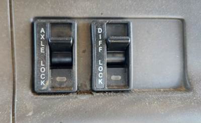 Sterling L9500 Interior Part