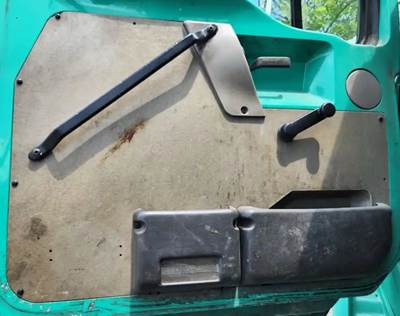 Sterling L9500 Interior Part