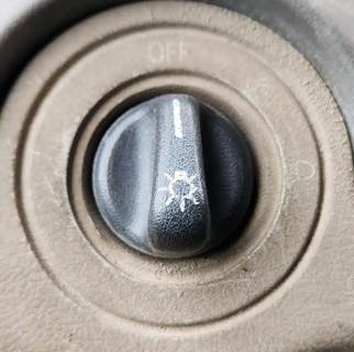 Used 2007 Sterling L9500 Miscellaneous Dash Switches for Headlights and Panel