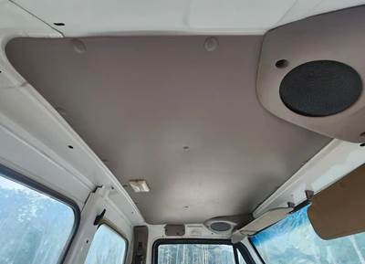 2005 Sterling L9500 Grey Headliner