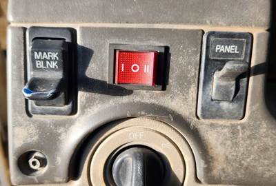 Used 2001 Sterling L9500 Miscellaneous Dash Switches
