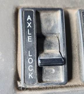 Used 2001 Sterling L9500 Axle Lock Dash Switches