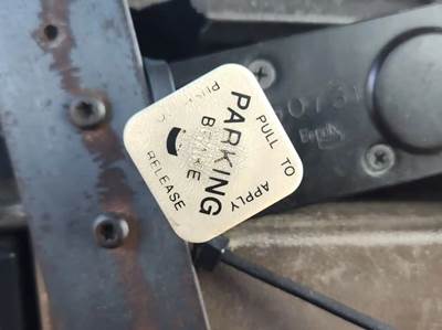 Used 2007 Sterling L9500 Miscellaneous Dash Switches, Parking Brake Control