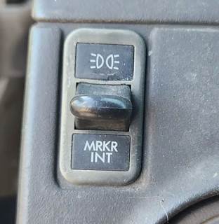 Used 2007 Sterling L9500 Miscellaneous Dash Switches