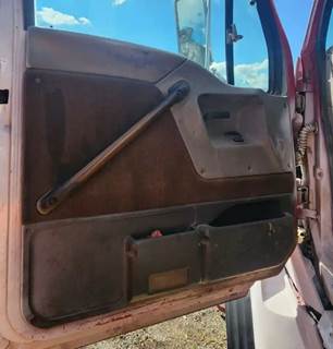 Sterling L9513 Interior Part