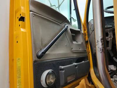 Sterling LT8500 Interior Part