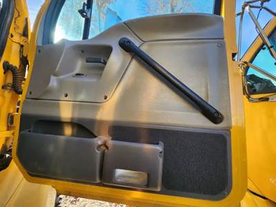 Sterling LT8500 Interior Part