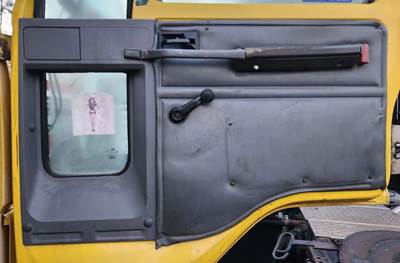 Sterling SC8000 Interior Part for a 2007 Sterling SC8000 Cargo