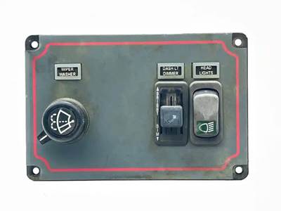 (Used) 2006 Sutphen Industrial 75’ Aerial Ladder, Miscelllaneous Dash Switches-