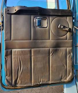 Volvo / WhiteGMC Autocar ACL64 Interior Part for a 1994 White AUTOCAR ACL64