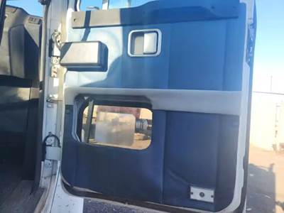 Volvo / WhiteGMC WG64T Interior Part for a 1995 Volvowhitegmc WG64T