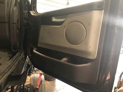 Volvo VNL Interior Part