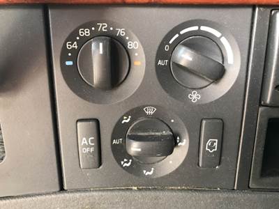 Volvo VNL Interior Part