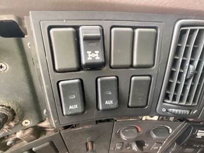 Volvo VNL Interior Part