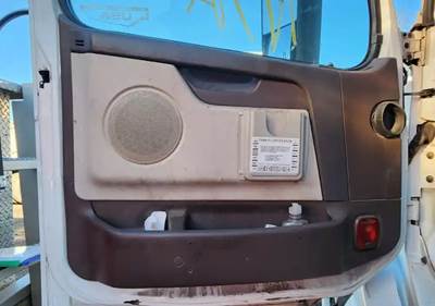 Volvo VNL Interior Part