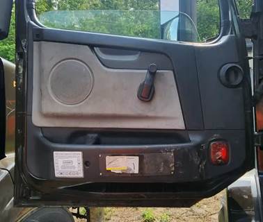 Volvo VNL Interior Part