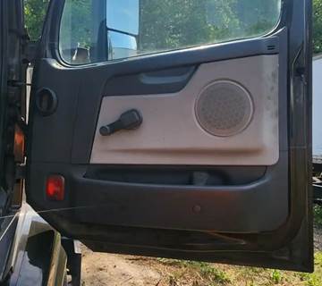 Volvo VNL Interior Part