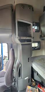 Volvo VNL Interior Part
