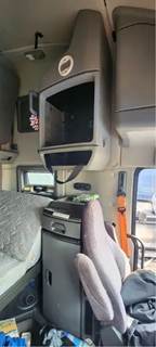 Volvo VNL Interior Part