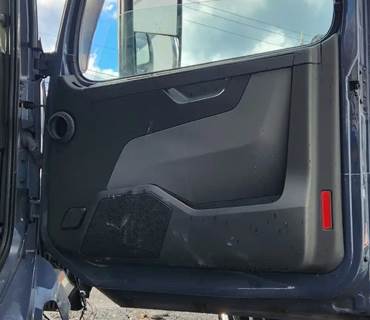 Volvo VNL Interior Part