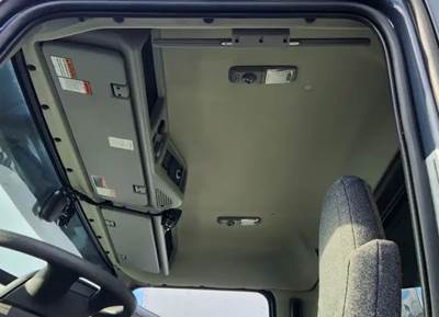 Volvo VNL Interior Part