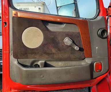 Volvo VNL Interior Part