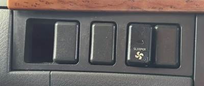 Volvo VNL Interior Part