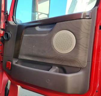 Volvo VNL Interior Part