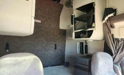 Volvo VNL Interior Part