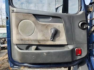 Volvo VNL Interior Part