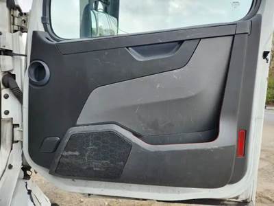 Volvo VNL Interior Part