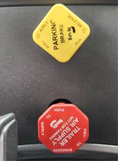 Volvo VNL Interior Part