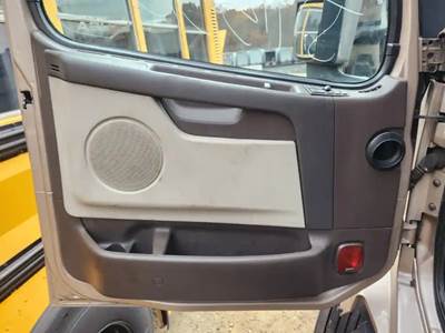Volvo VNL Interior Part