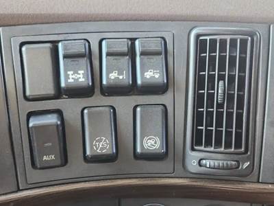 Volvo VNL Interior Part