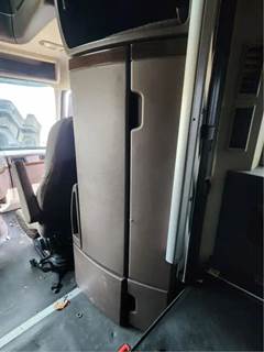 Volvo VNL Interior Part