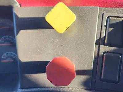 Volvo VNL Interior Part