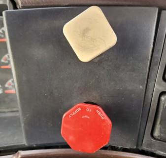 Volvo VNL Interior Part