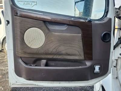 Volvo VNL Interior Part